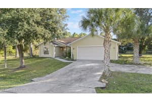1274 Waterway Street, Palm Bay, FL 32908 - MLS#1062082