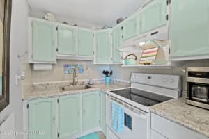 425 Harrison Avenue, Cape Canaveral, FL 32920 - MLS#1062146