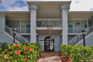 987 Sycamore Drive, Rockledge, FL 32955 - MLS#1062215