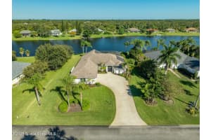 1519 Eagles Circle, Sebastian, FL 32958 - MLS#1062403