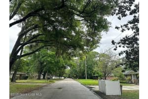 8272 Alderman Road, Jacksonville, Fl 32210 - Off Market