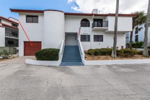 208 The Road To Waterford Bay C-2, Melbourne Beach, FL 32951 - MLS#1062599