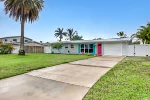 1054 Bali Road, Cocoa Beach, FL 32931 - MLS#1062622