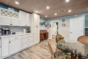 1511 Joshua Drive, Palm Bay, FL 32905 - MLS#1062752