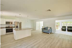 212 Osprey Villas Court, Melbourne Beach, FL 32951 - MLS#1063157