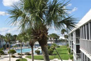 941 Island Club Square, Vero Beach, FL 32963 - MLS#1063227