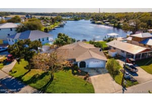 927 Sonesta Avenue Ne 202, Palm Bay, Fl 32905, Palm Bay