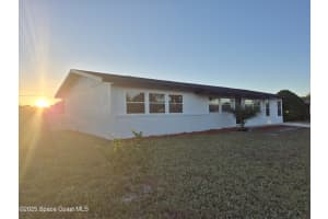 980 Bacon Circle, Palm Bay, FL 32905 - MLS#1063359