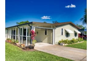 1660 Bottlebrush Drive, Palm Bay, FL 32905 - MLS#1063395