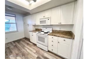 102 Riverside Drive, Cocoa, FL 32922 - MLS#1063405