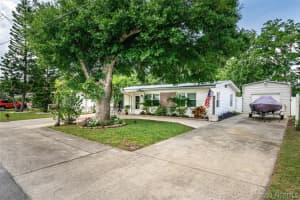 92 Woodland Avenue, Cocoa Beach, FL 32931 - MLS#1063428