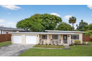 104 Roosevelt Avenue, Cocoa Beach, FL 32931 - MLS#1063496