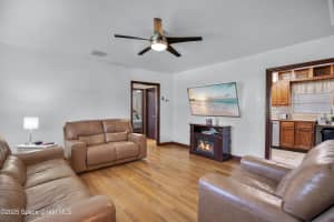 11 Aster Drive, DeBary, FL 32713 - MLS#1063593