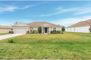 808 Grandeur Street Street, Palm Bay, FL 32909 - MLS#1063743