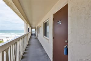 951 Pembroke Avenue, Palm Bay, FL 32907 - MLS#1063898