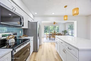 725 Venetian Way, Merritt Island, FL 32953 - MLS#1063949