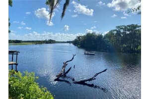 963 Lemon Bluff Rd, Osteen, FL 32764, Sold 12/09/25