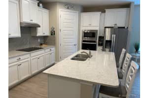 961 Richmond Circle, Palm Bay, FL 32908 - MLS#1063979