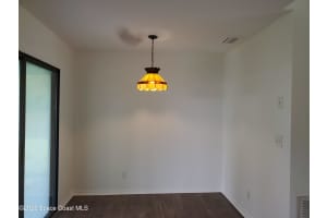 255 8th Court, Vero Beach, FL 32962 - MLS#1064000