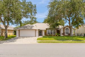 4351 Silver Lake Drive, Melbourne, FL 32901 - MLS#1064022