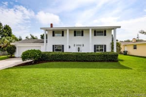 2869 Hiawatha Avenue, Palm Bay, FL 32905 - MLS#1064152