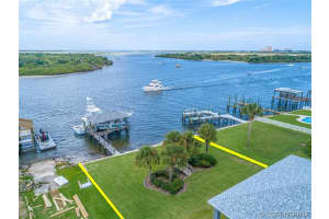 2952 Century Oaks Circle, Malabar, FL 32950 - MLS#1064334