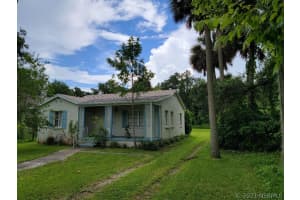 513&515 Ronnie Drive, Indian Harbour Beach, FL 32937 - MLS#1064346