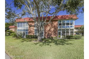 73 Royal Oak 103, Vero Beach, FL 32962 - MLS#1064433