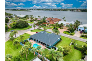 27 Barton Avenue, Rockledge, FL 32955 - MLS#1064559