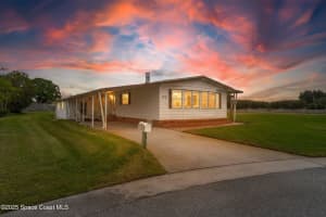 520 Lee Court, West Melbourne, FL 32904 - MLS#1064622