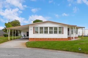 520 Lee Court, West Melbourne, FL 32904 - MLS#1064622