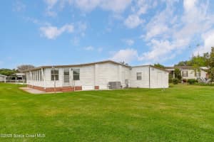 520 Lee Court, West Melbourne, FL 32904 - MLS#1064622