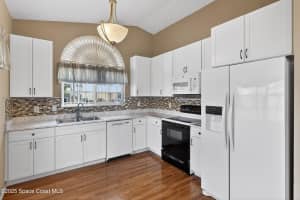 1924 Sugarberry Court, Palm Bay, FL 32905 - MLS#1064657