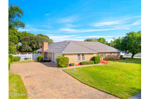 202 River Walk Drive, Melbourne Beach, FL 32951 - MLS#1064682