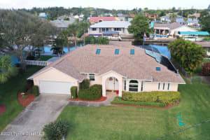 298 Beverly Court, Melbourne Beach, FL 32951 - MLS#1064733