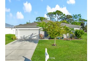 363 Eckert Street, Palm Bay, FL 32909 - MLS#1064816