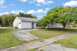 426 Solida Circle, Port St. Lucie, FL 34983 - MLS#1064818