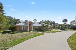 2956 Long Lake Drive, Titusville, FL 32780 - MLS#1064920