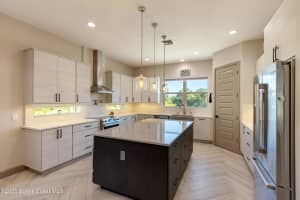 300 Pinto Lane, Palm Bay, FL 32909 - MLS#1065245