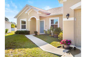 1731 Elmhurst Circle, Palm Bay, FL 32909 - MLS#1065281