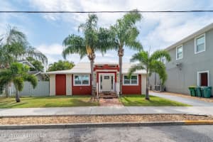 2100 Vernon Place, Melbourne, FL 32901 - MLS#1065402