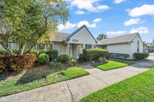 5090 Park Lake Drive, Melbourne, FL 32901 - MLS#1065421