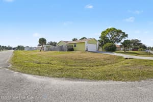 1820 Zaminder Street, Palm Bay, FL 32907 - MLS#1065471