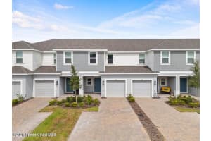 175 River Front Way, Edgewater, Fl 32141 - Off Market