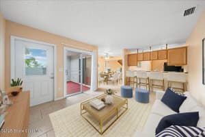 1430 Malibu Circle, Palm Bay, FL 32905 - MLS#1065824