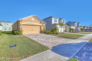 1037 Canfield Circle, Palm Bay, FL 32909 - MLS#1065869