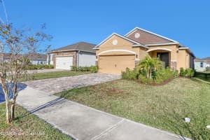 1037 Canfield Circle, Palm Bay, FL 32909 - MLS#1065869