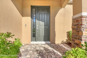 1037 Canfield Circle, Palm Bay, FL 32909 - MLS#1065869