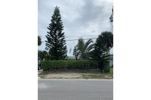 2 Sea Horse Lane, Vero Beach, FL 32960 - MLS#1065872