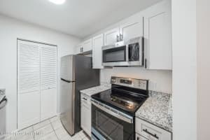 422 Thor Avenue, Palm Bay, FL 32909 - MLS#1065886